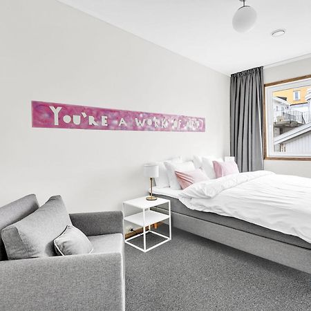 Lille Hotell Arendal Exterior photo