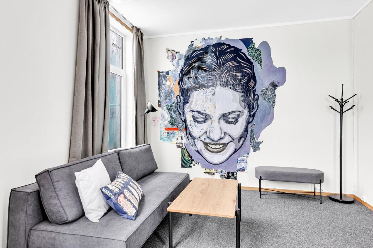 Lille Hotell Arendal Exterior photo